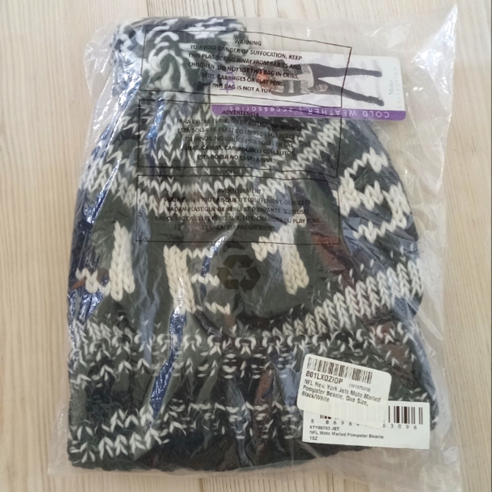 NWT New York Jets Pompom Beanie